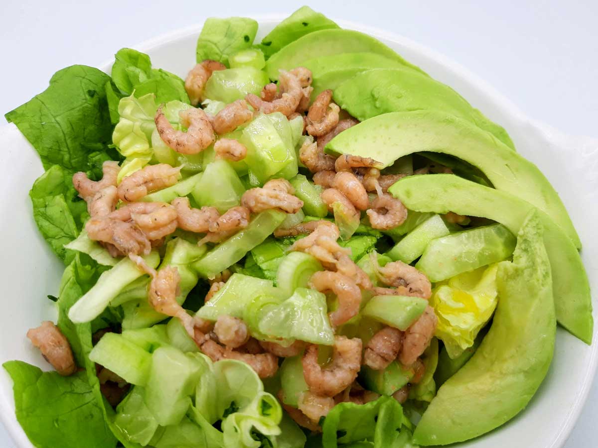 Salade avocado en garnaal 